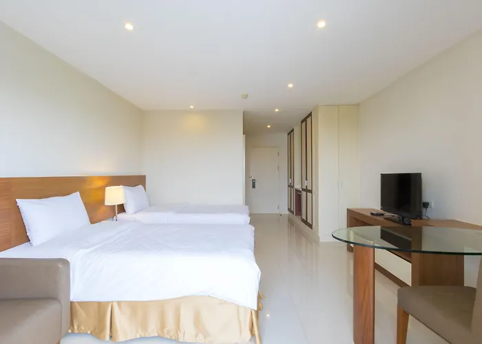 Thomson Huamark Hotel