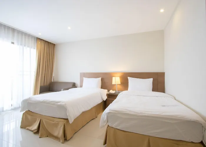 Thomson Huamark Hotel