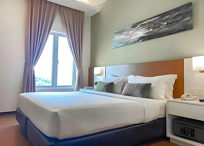 Thomson Huamark Hotel