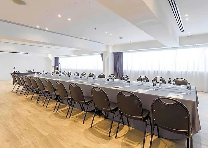 Thomson Huamark Hotel 5*