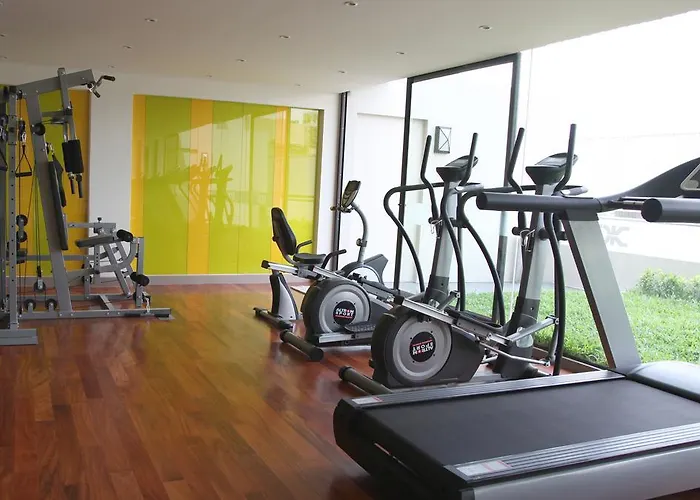 Thomson Huamark Hotel 5*