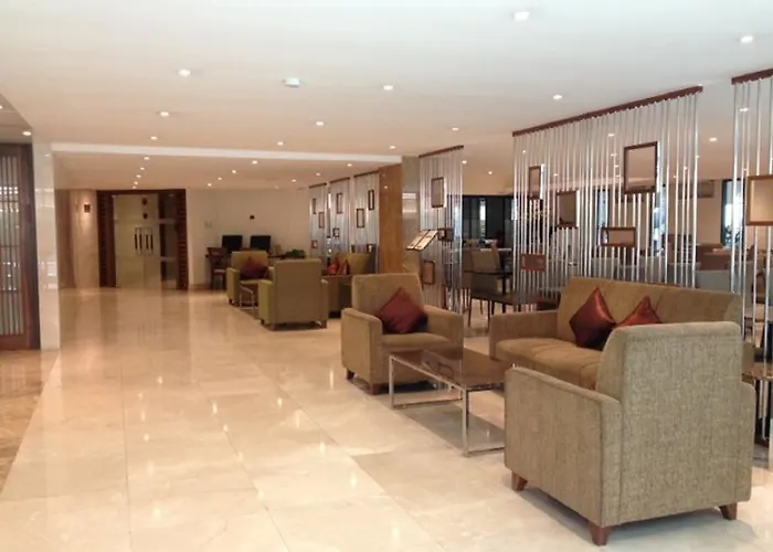 Hotel Thomson Huamark 5*